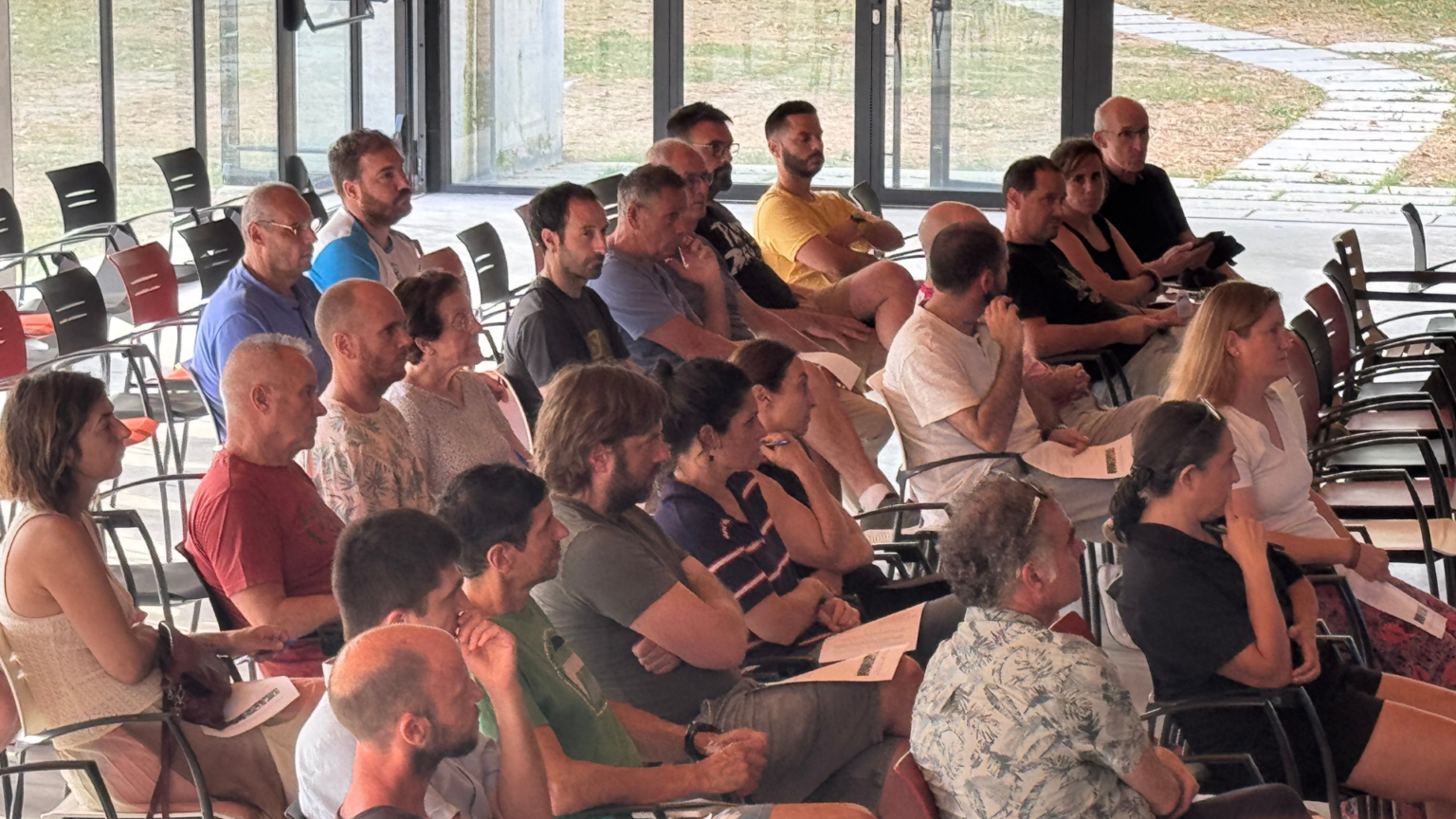El proceso participativo sobre el futuro edificio de frontones de Fadura continúa con dos sesiones de trabajo en octubre